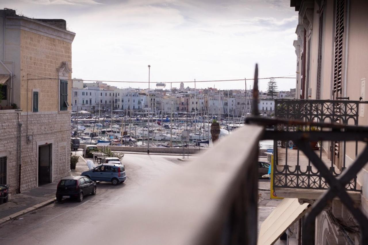 Seaport #Rooms Trani Exterior photo